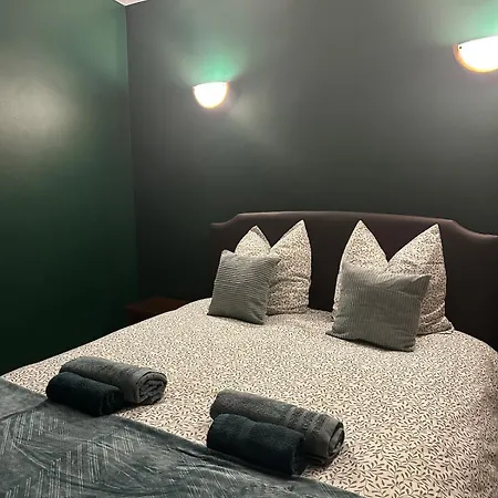 Apartamento Le Grillen - 4 Bedroom - Centre Colmar