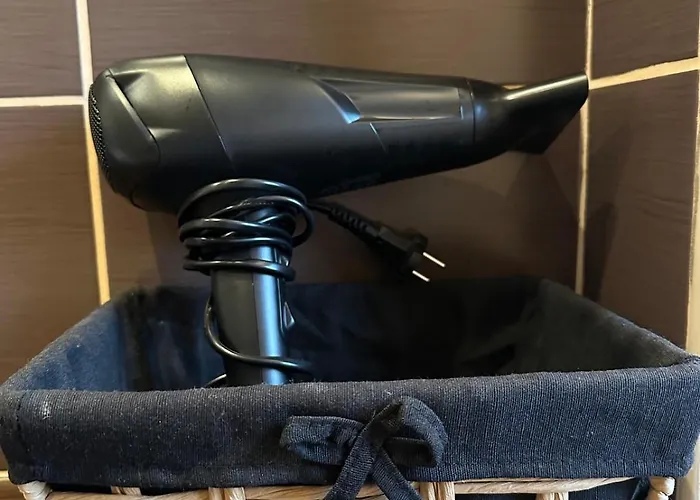 Le Grillen - 4 Bedroom - Centre *